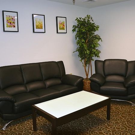 Baymont By Wyndham East Windsor Bradley Airport Hotel Ngoại thất bức ảnh