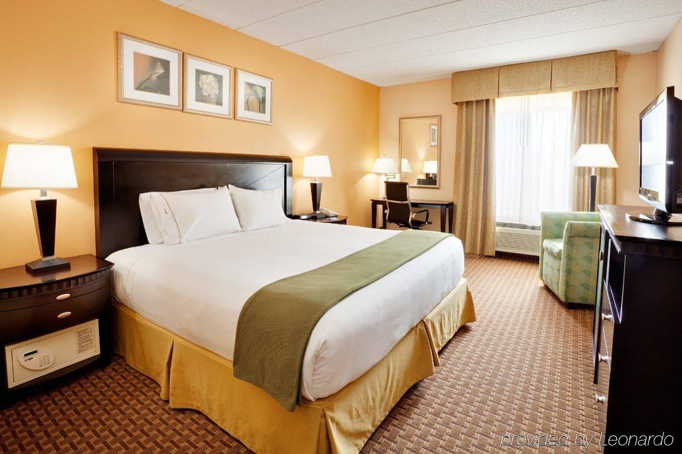 Baymont By Wyndham East Windsor Bradley Airport Hotel Ngoại thất bức ảnh