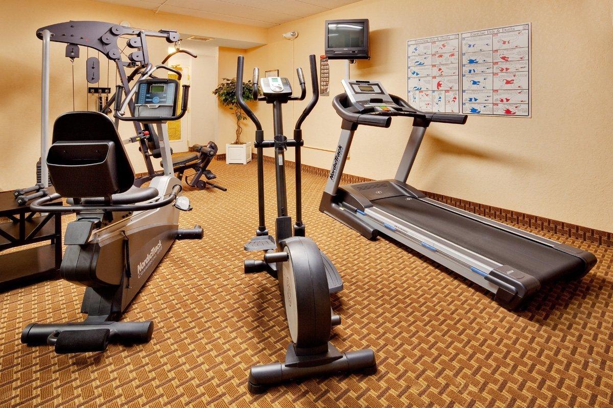 Baymont By Wyndham East Windsor Bradley Airport Hotel Ngoại thất bức ảnh